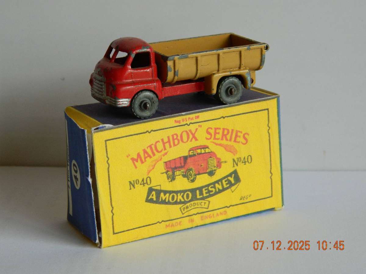 MATCHBOX  SERIES  -  40a  -   BEDFORD 7 TON TIPPER