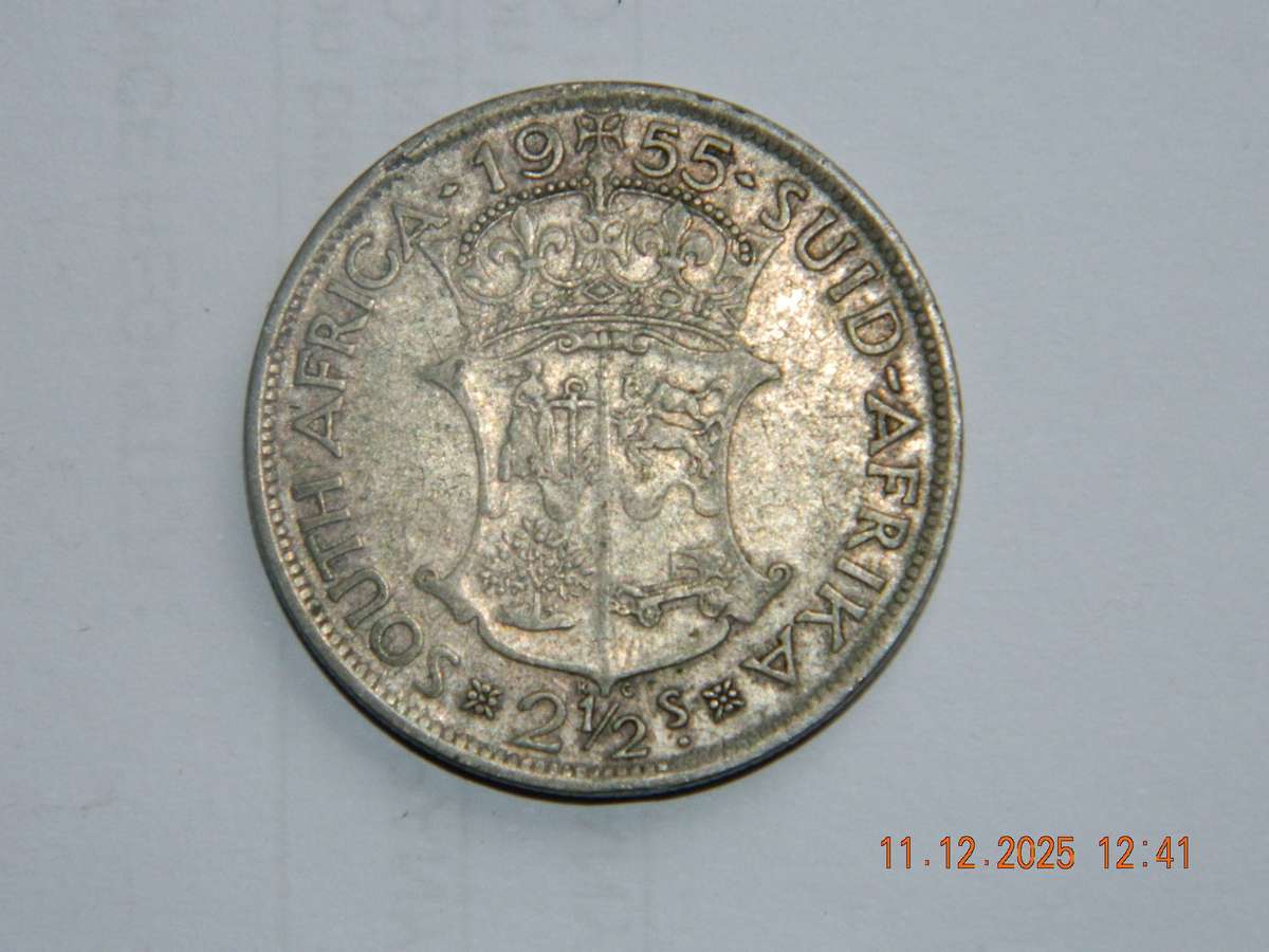 SOUTH AFRICA -   TWO AND A HALF SHILLING  COIN  -  1955