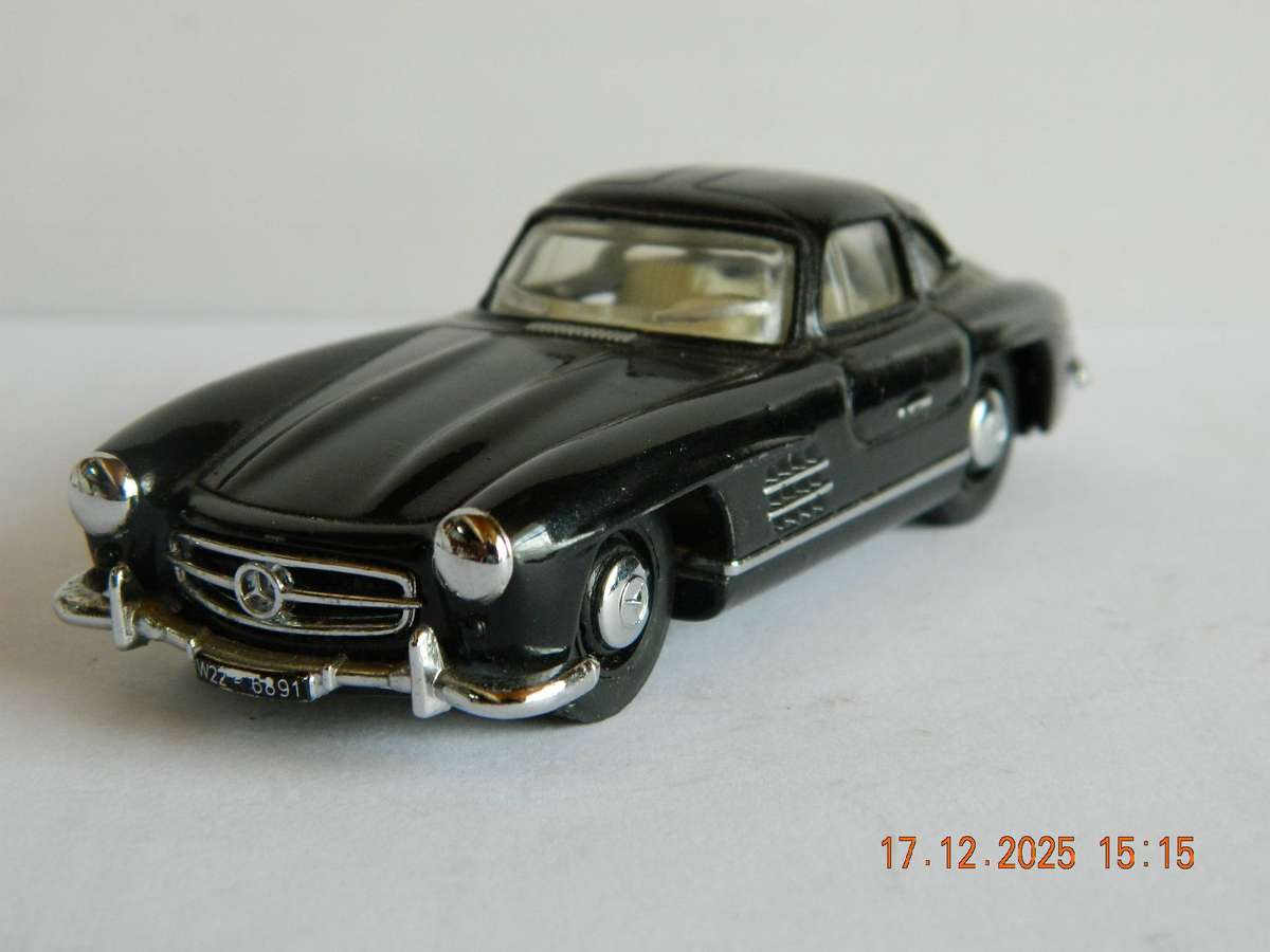 MATCHBOX DINKY  -  DY-12  -  MERCEDES-BENZ  300 SL  -  1955