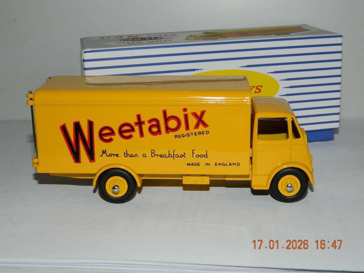 DAN TOYS  -  212  -  GUY VAN  (WEETABIX)