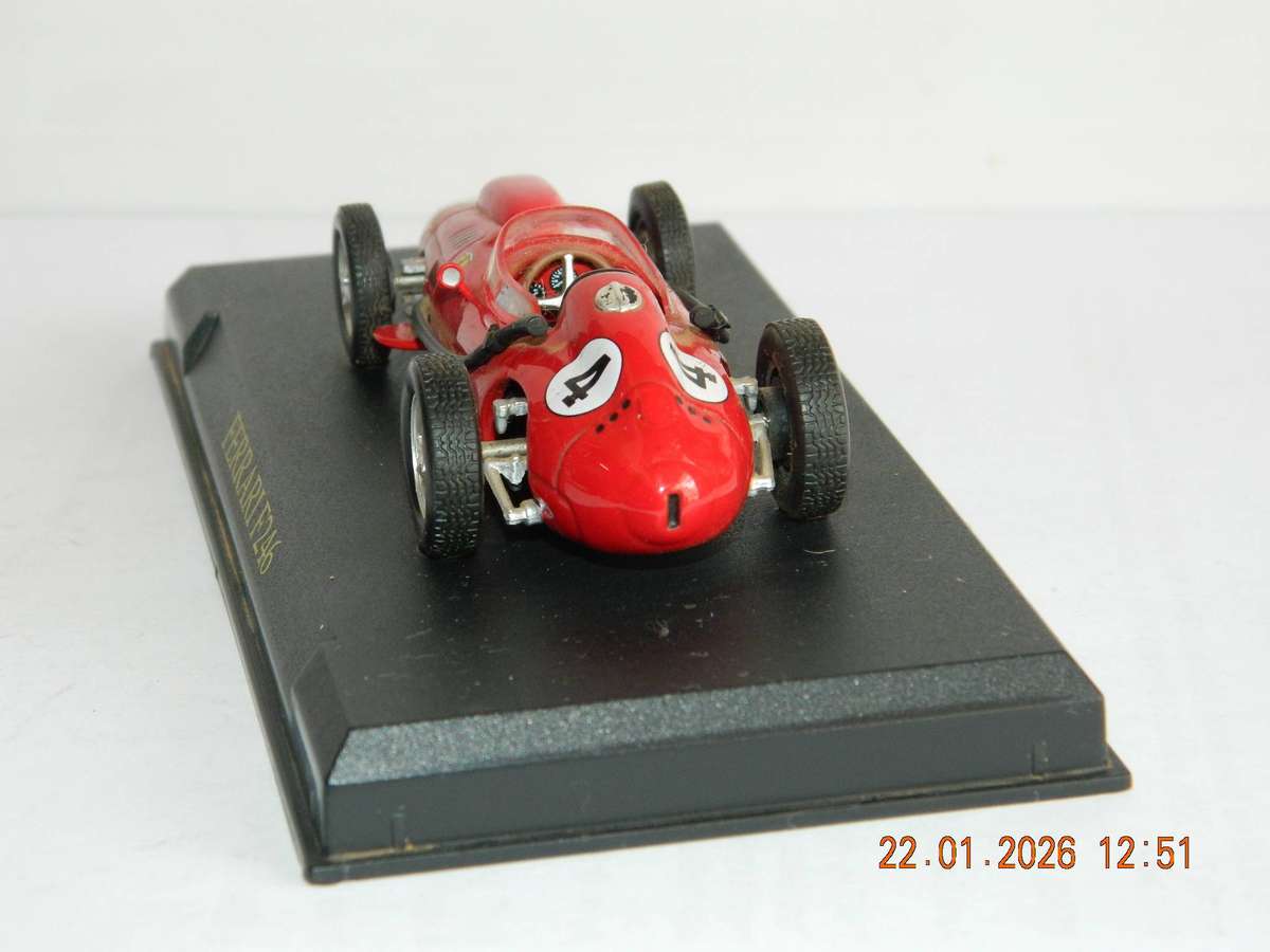 FERRARI OFFICIAL LICENSED PRODUCT  -  -  FERRARI    F246