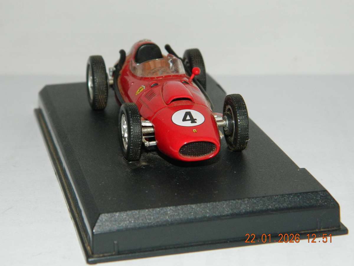 FERRARI OFFICIAL LICENSED PRODUCT  -  -  FERRARI    F246