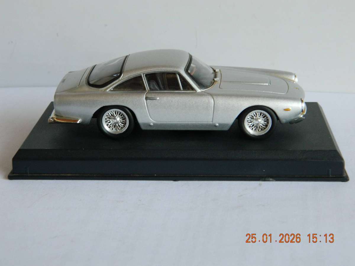 FERRARI OFFICIAL LICENSED PRODUCT  -  -  FERRARI    250 GT BERLINETTA LUSSO