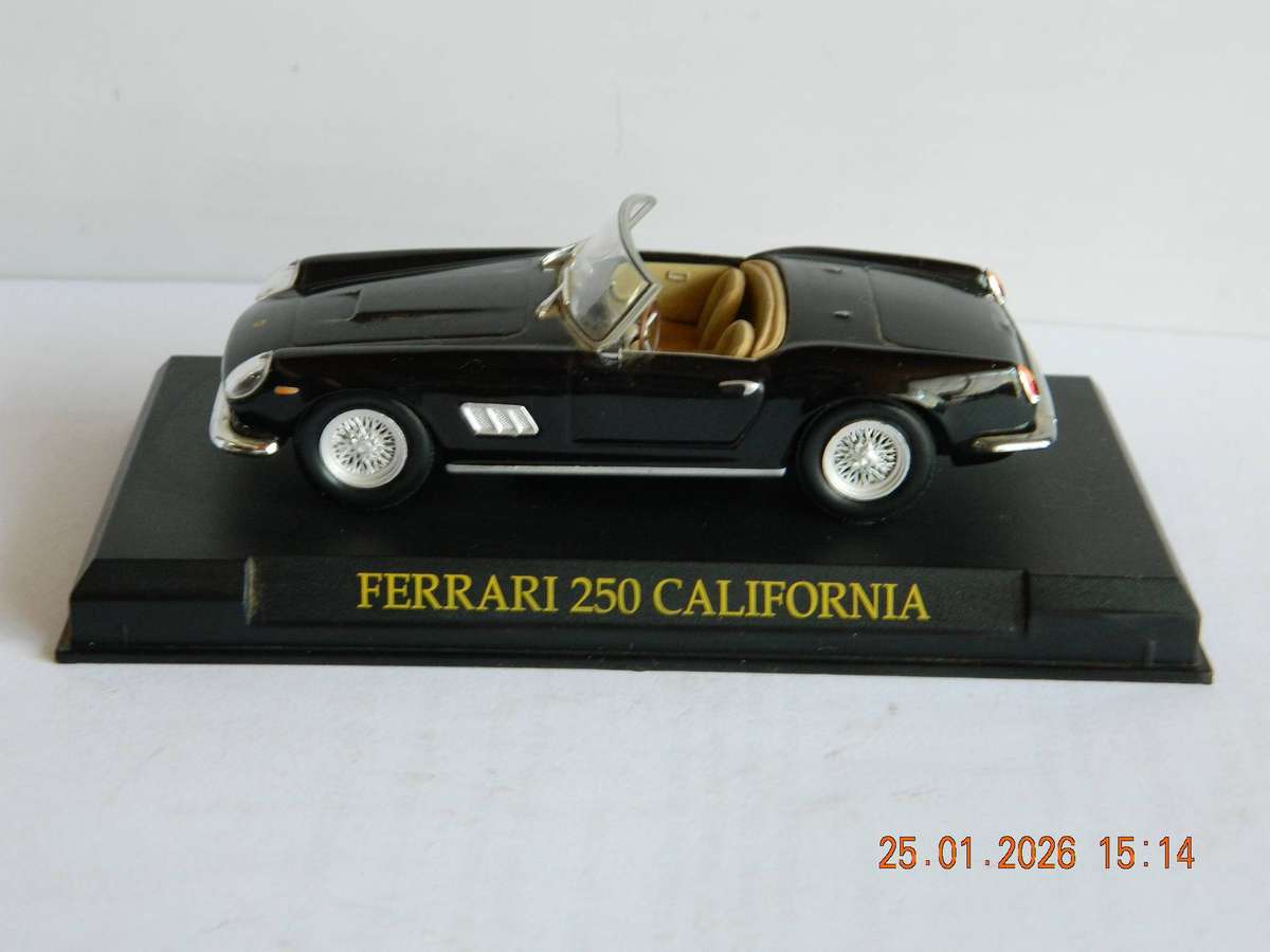 FERRARI OFFICIAL LICENSED PRODUCT  -  -  FERRARI    250  CALIFORNIA