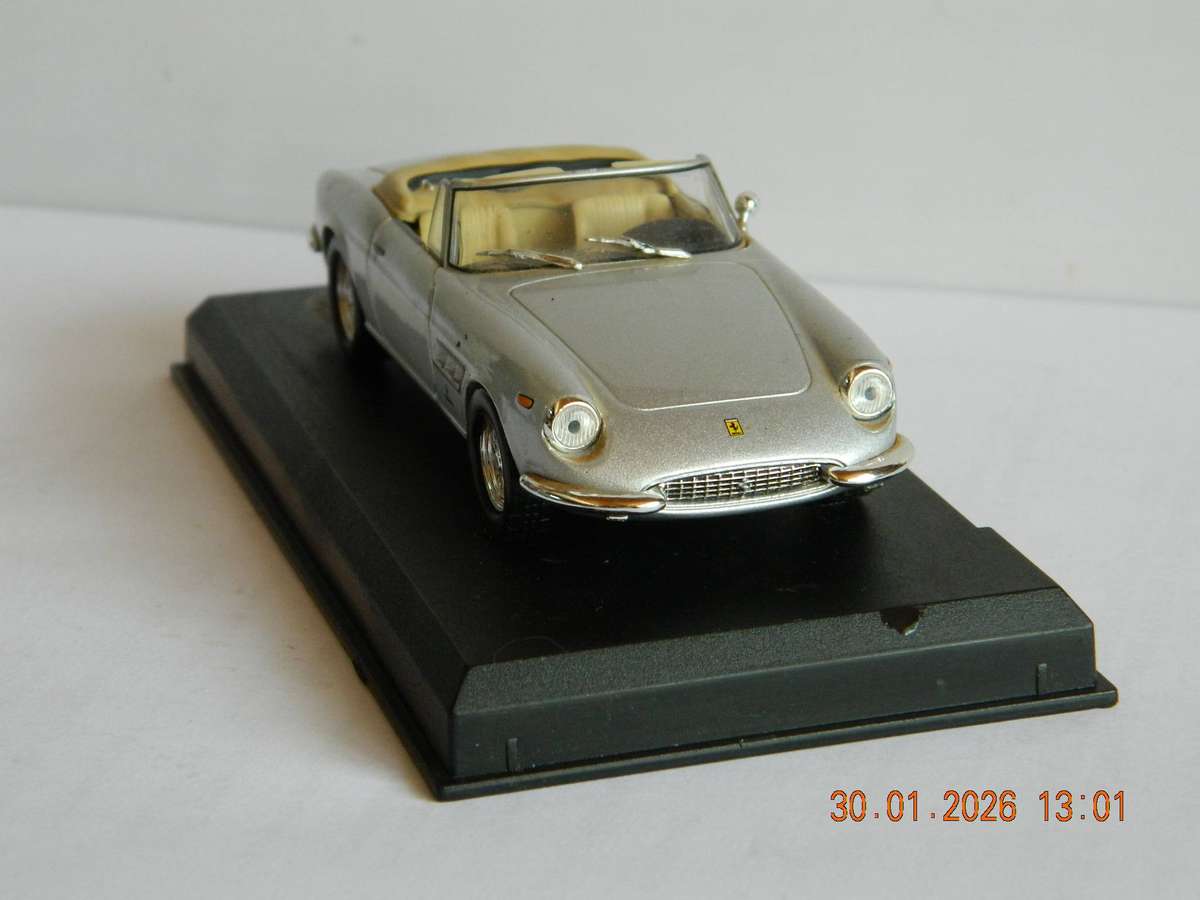 FERRARI OFFICIAL LICENSED PRODUCT  -  -  FERRARI   330 GTS