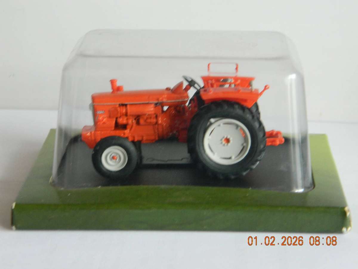 HATCHETTE PARTWORKS   -  29/085UKK604103  -  RENAULT SUPER  6 D   -  1966  -  TRACTOR