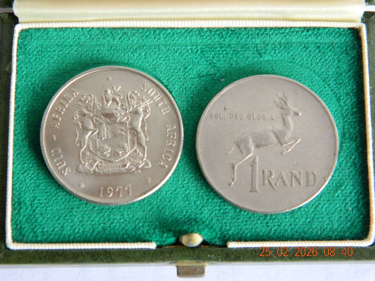 SOUTH AFRICA  -  ONE RAND COIN  -  SET OF TWO   -  1977  -