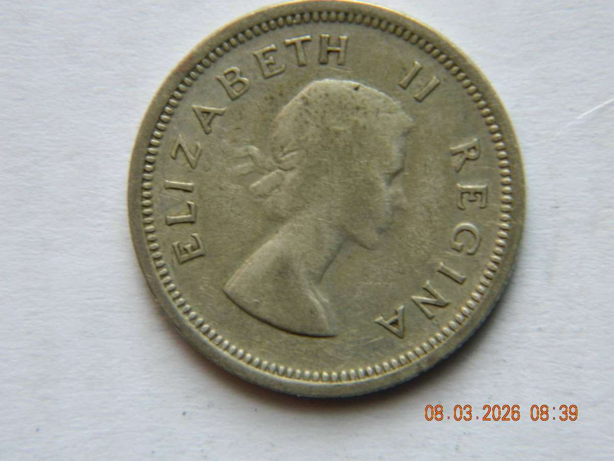 SOUTH AFRICAN UNION  -   ONE SHILLING  COIN  -  1957