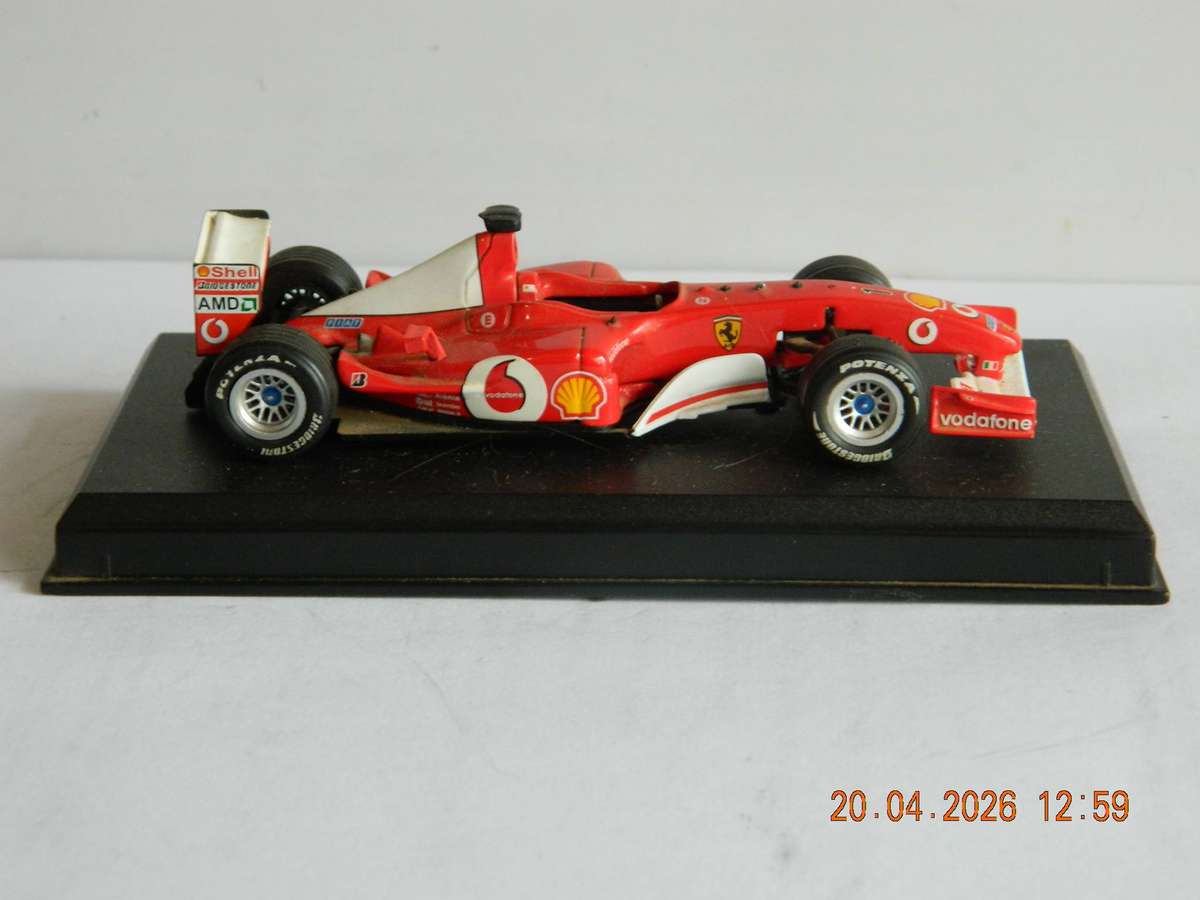 FERRARI OFFICIAL LICENSED PRODUCT  -  -  FERRARI  F2002