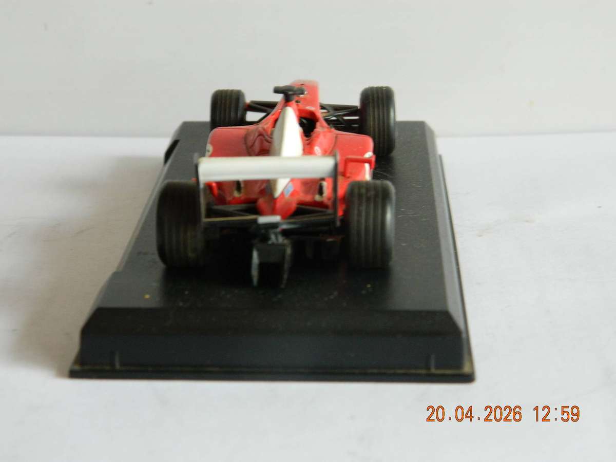 FERRARI OFFICIAL LICENSED PRODUCT  -  -  FERRARI  F2002