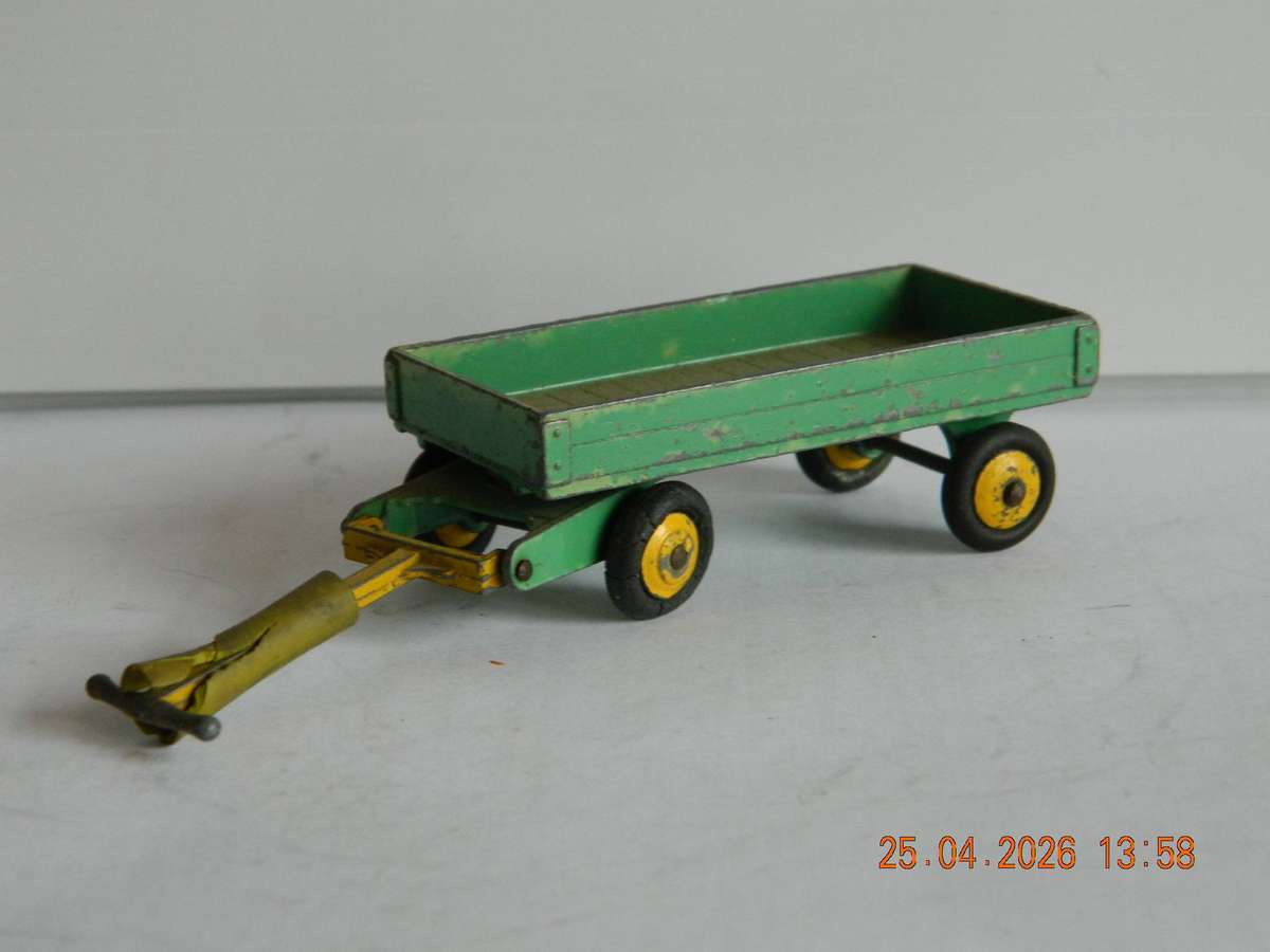 DINKY TOYS  -  105c  -  4 WHEELED HAND TRUCK