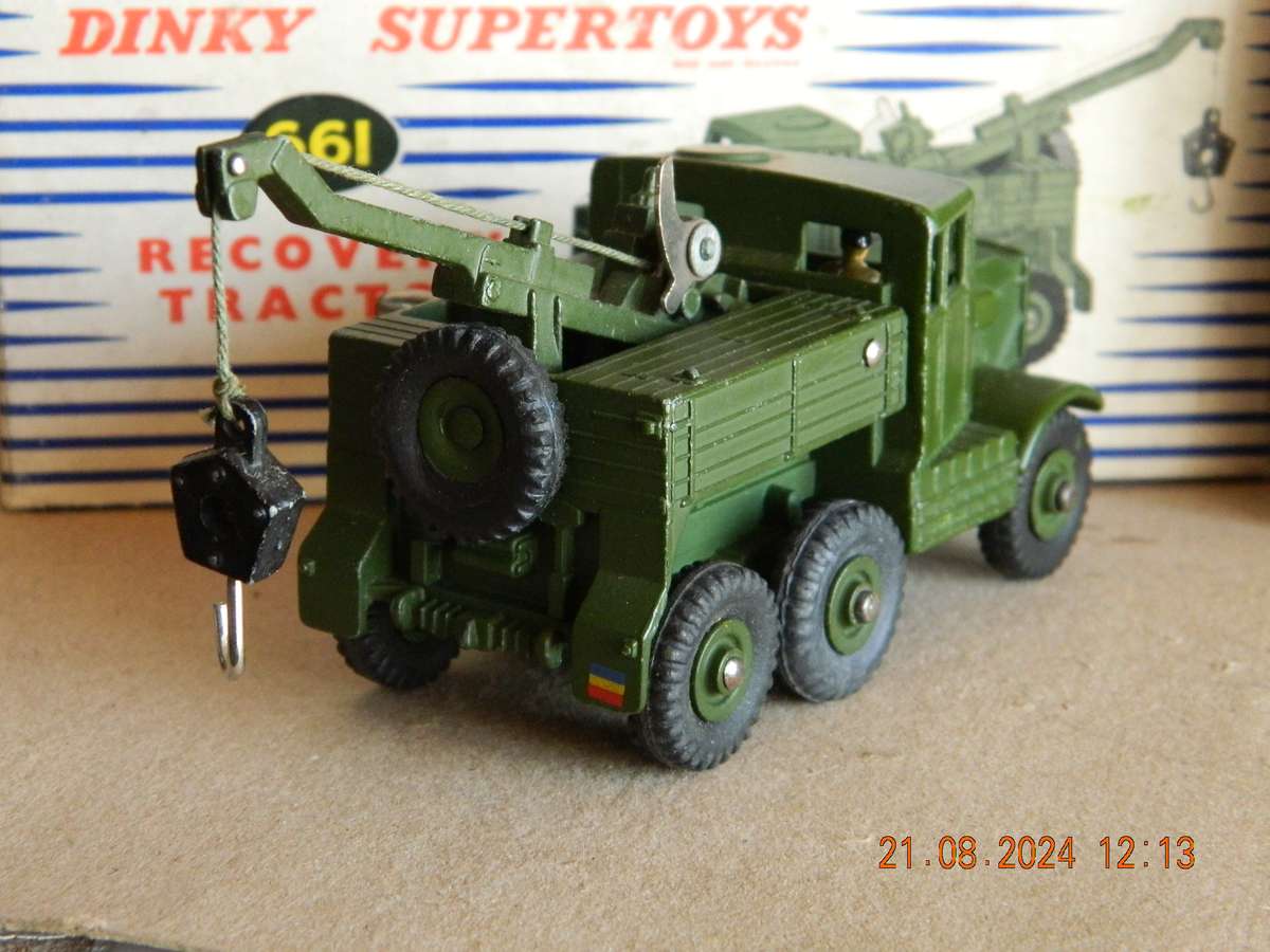 DINKY  SUPER TOYS  -  661  -   RECOVERY TRACTOR