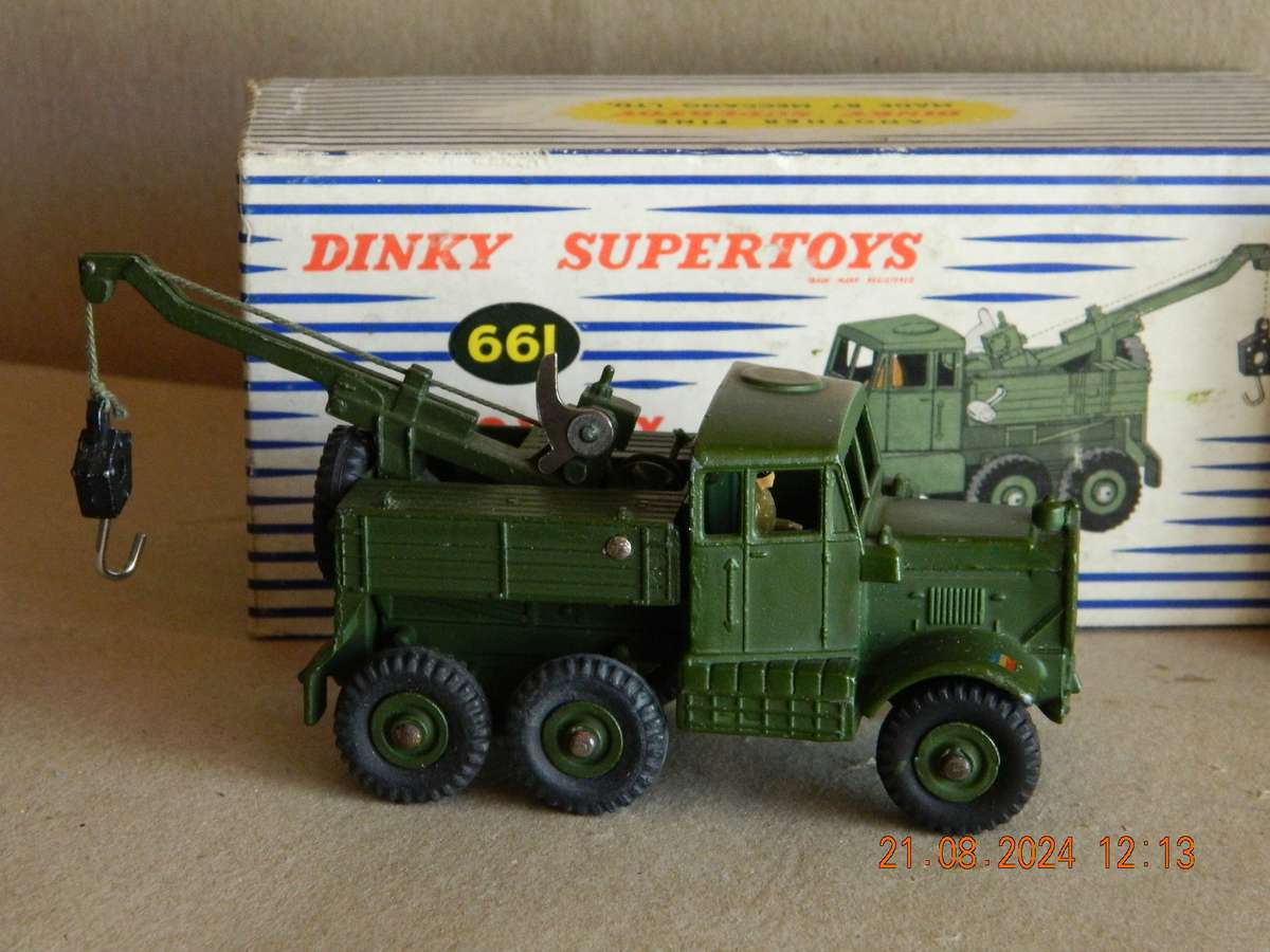 DINKY  SUPER TOYS  -  661  -   RECOVERY TRACTOR