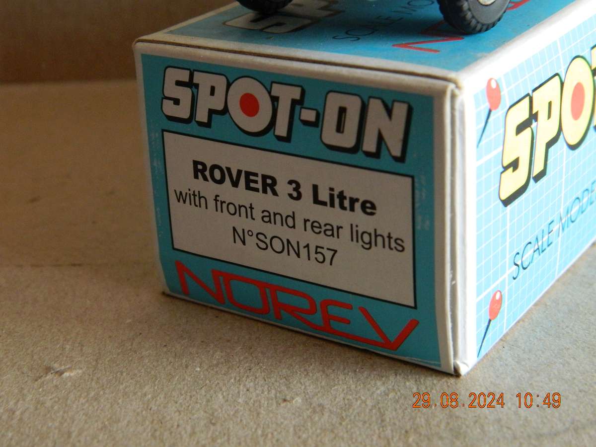 SPOT-ON  -   SON 157  -  ROVER 3 LITRE - BY NOREV