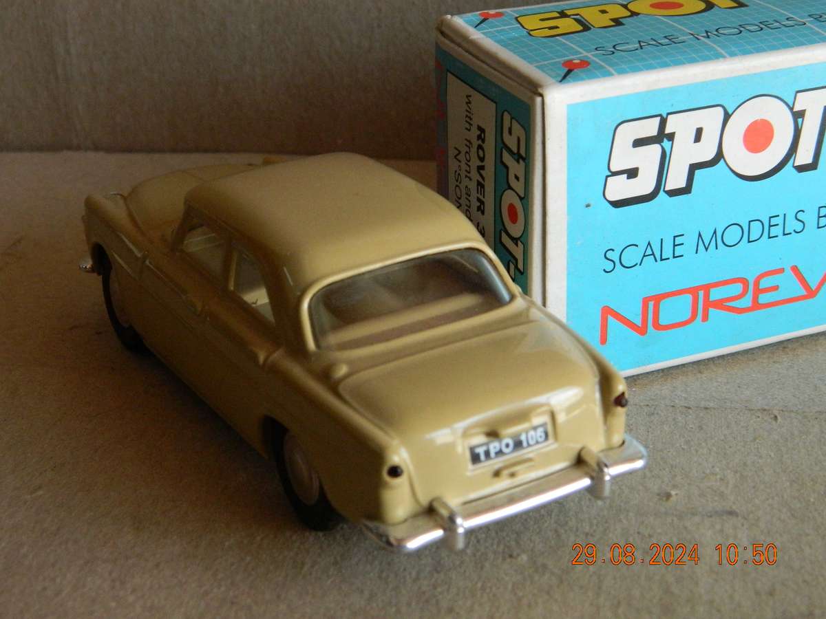 SPOT-ON  -   SON 157  -  ROVER 3 LITRE - BY NOREV