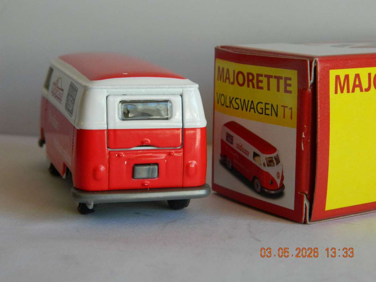 MAJORETTE   -  243A   -   VOLKSWAGEN  T1