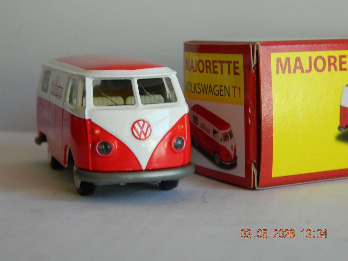 MAJORETTE   -  243A   -   VOLKSWAGEN  T1