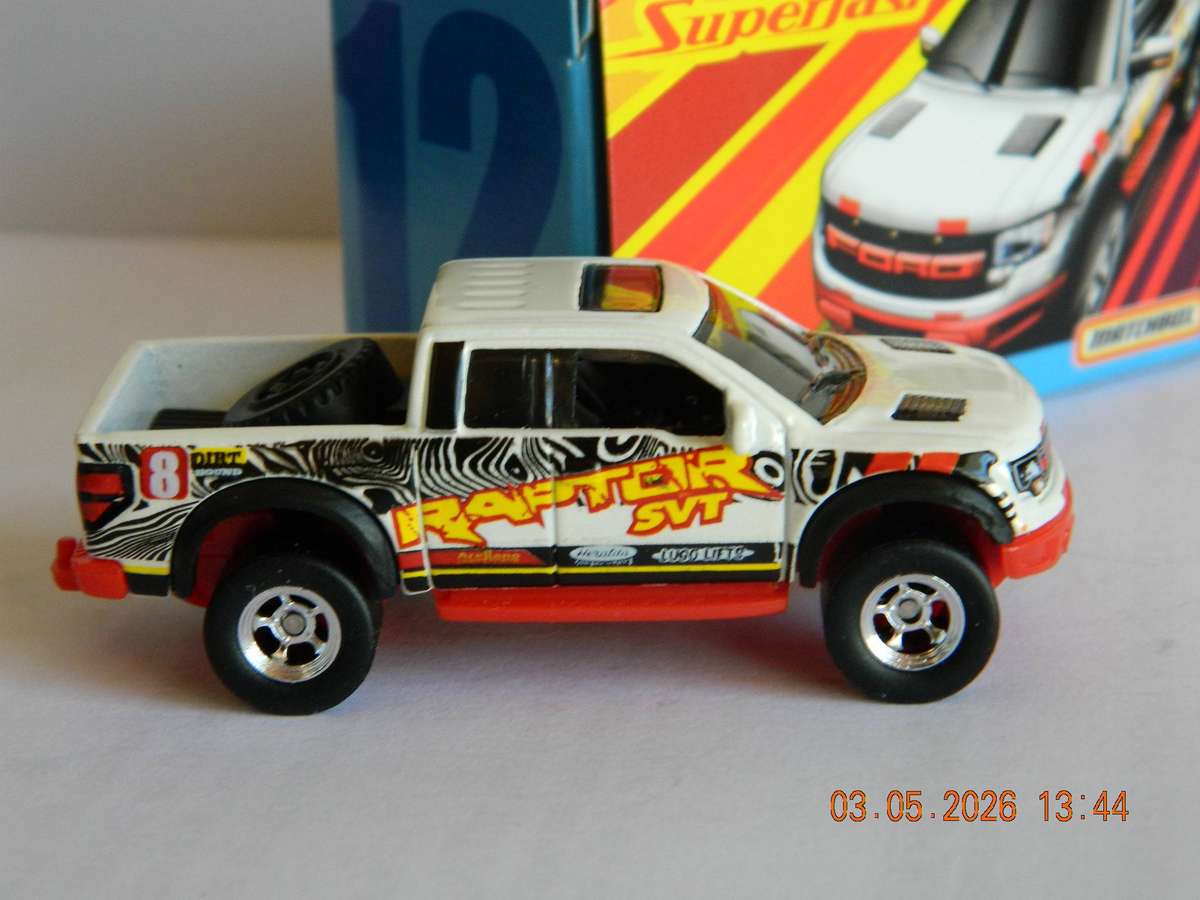 MATCHBOX  SUPERFAST   -  12  -   2010  -  FORD  F-150  SVT  RAPTOR