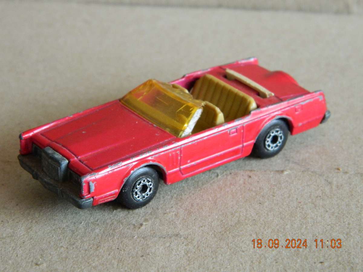 MATCHBOX SUPERFAST  -   28  -  LINCOLN CONTINENTAL
