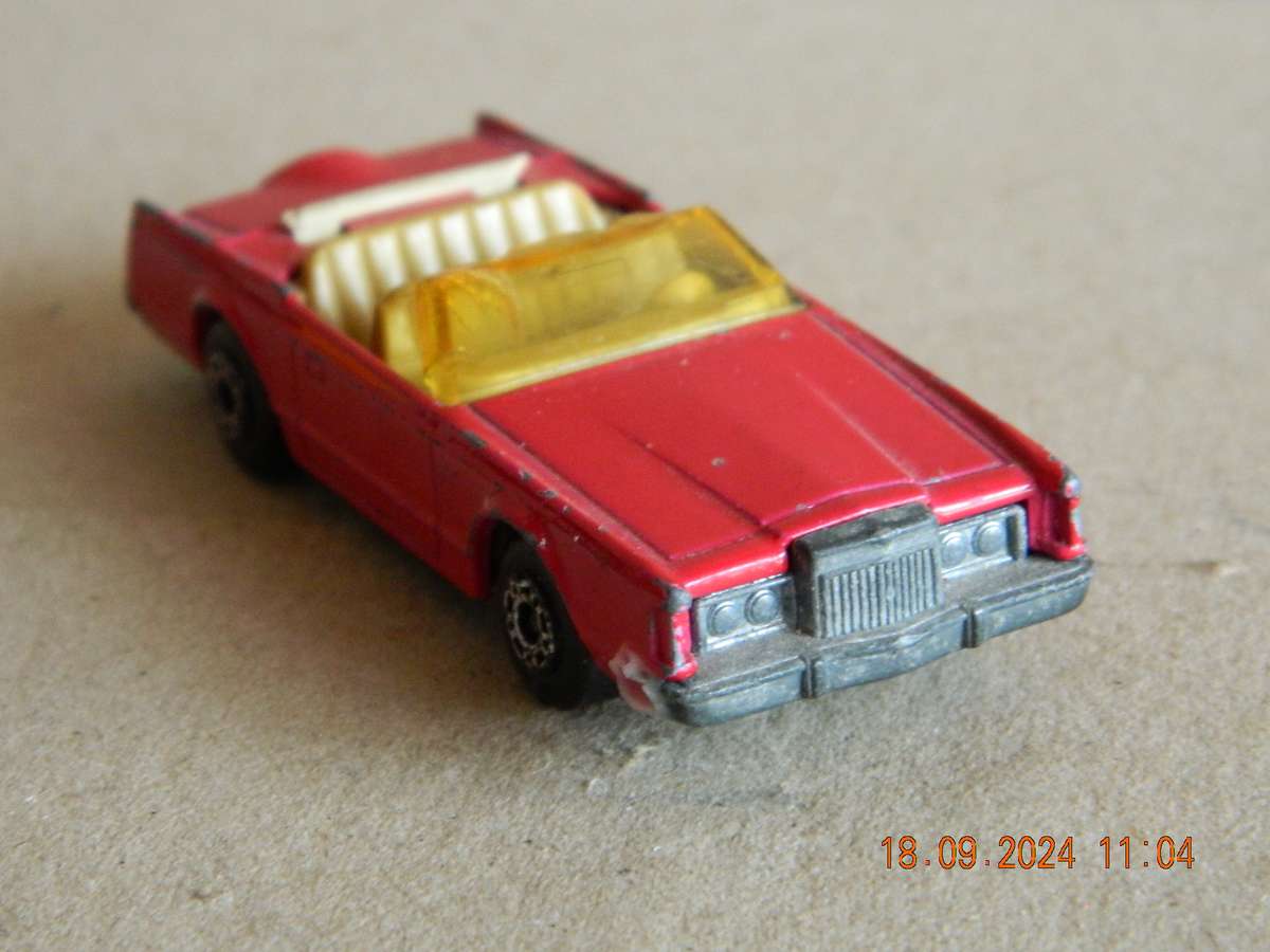MATCHBOX SUPERFAST  -   28  -  LINCOLN CONTINENTAL