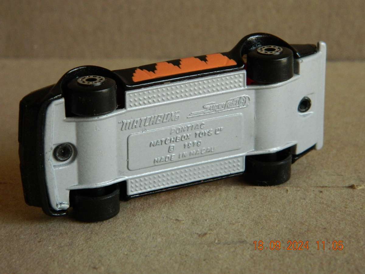 MATCHBOX SUPERFAST  -   PONTIAC