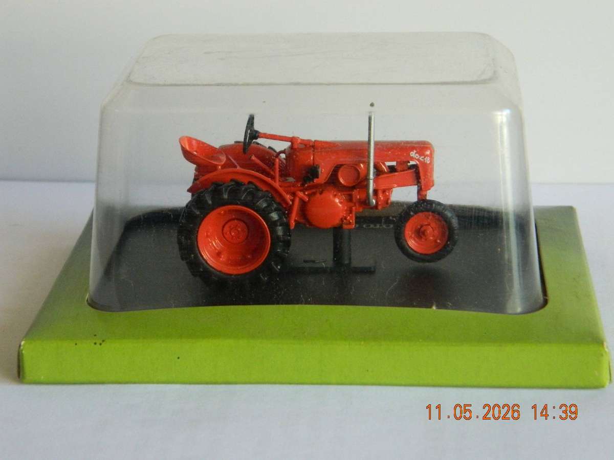 HATCHETTE PARTWORKS   -  29/106  UKK604103  -   OTO C 18 R3    -  1953