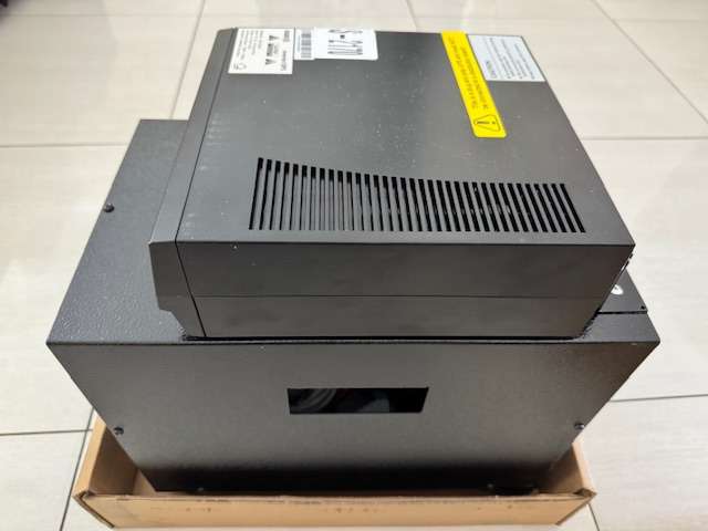 Ellies 720W 1200VA Inverter Uninterruptible Power Supply (UPS) 12v DC or 230v AC with trolley