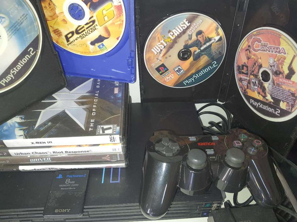 PS2 Fat Console Plays NTSC and Pal Games Used