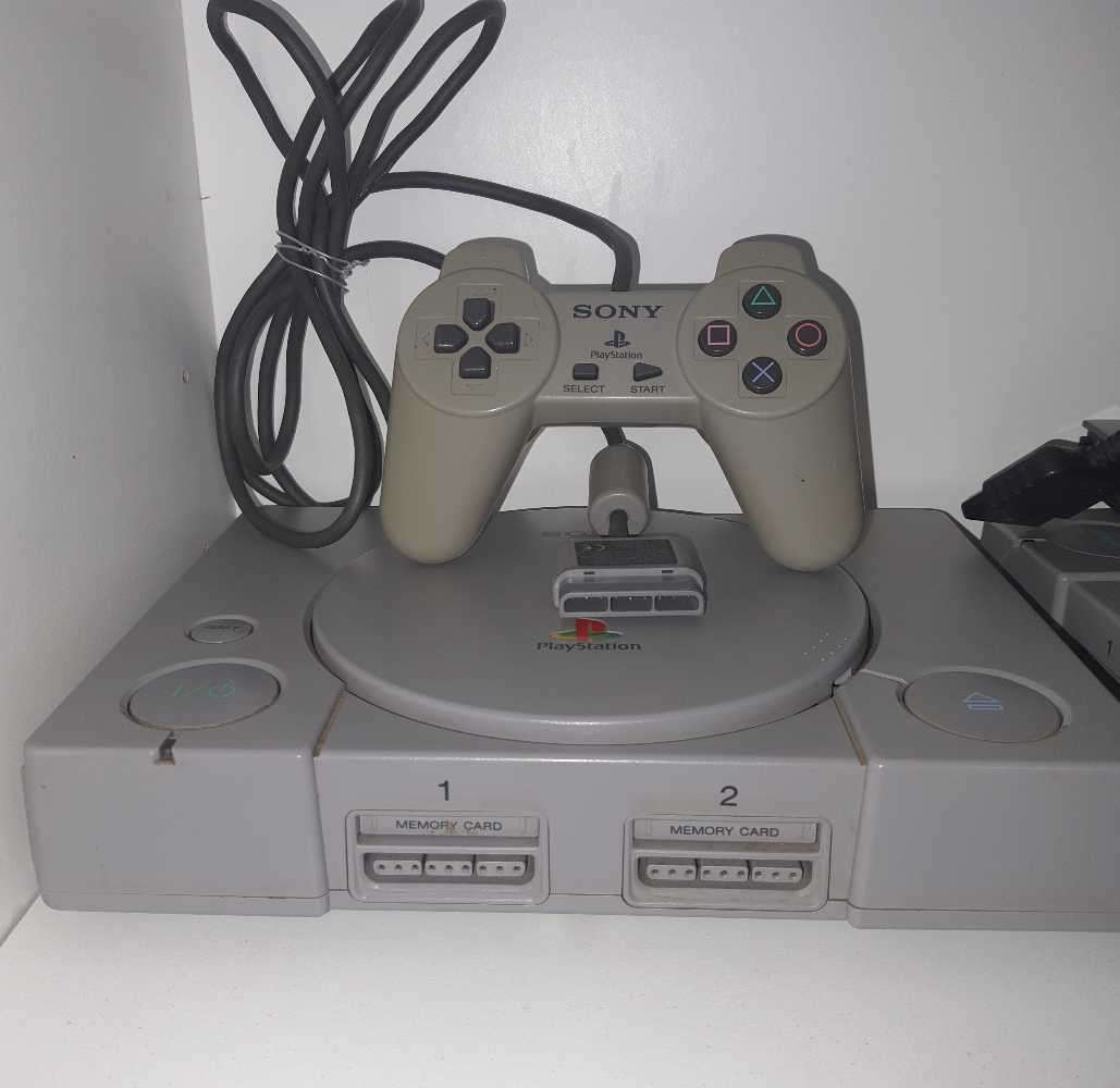 PS1 Console + Controller Used