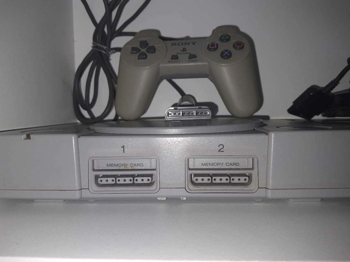 PS1 Console + Controller Used