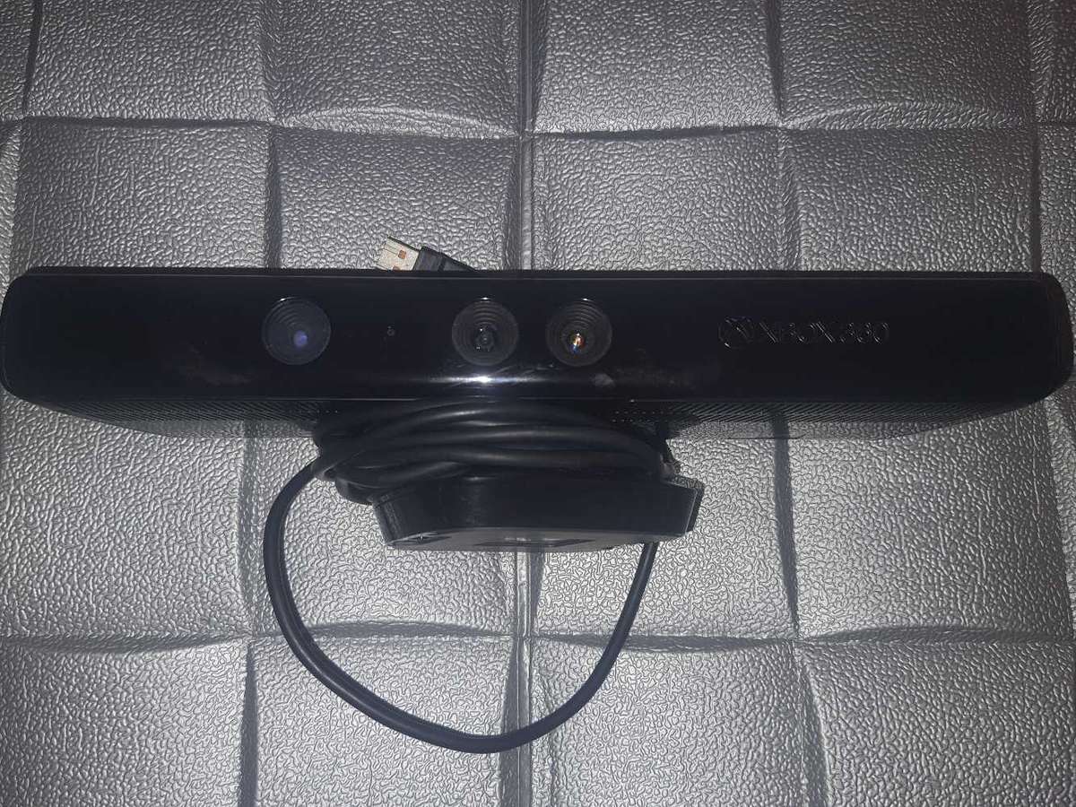 Xbox 360 Kinect Sensor Used