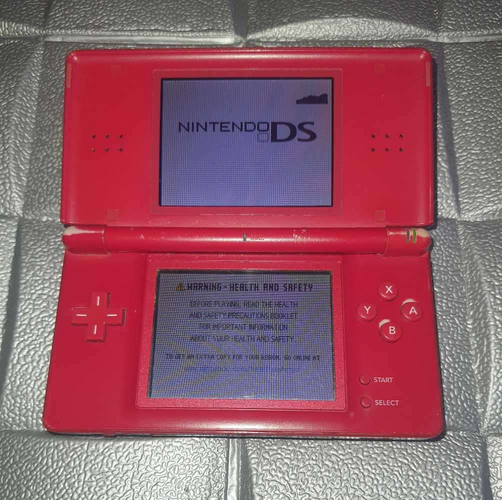 Nintendo DS Lite Red Used With Some Damage