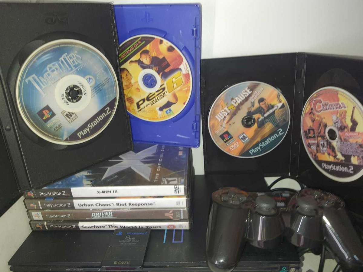 PS2 Fat Console Plays NTSC and Pal Games Used
