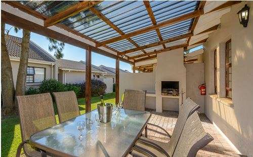 Midweek at Sunshine Bay Beach Club 11-15 August 2025