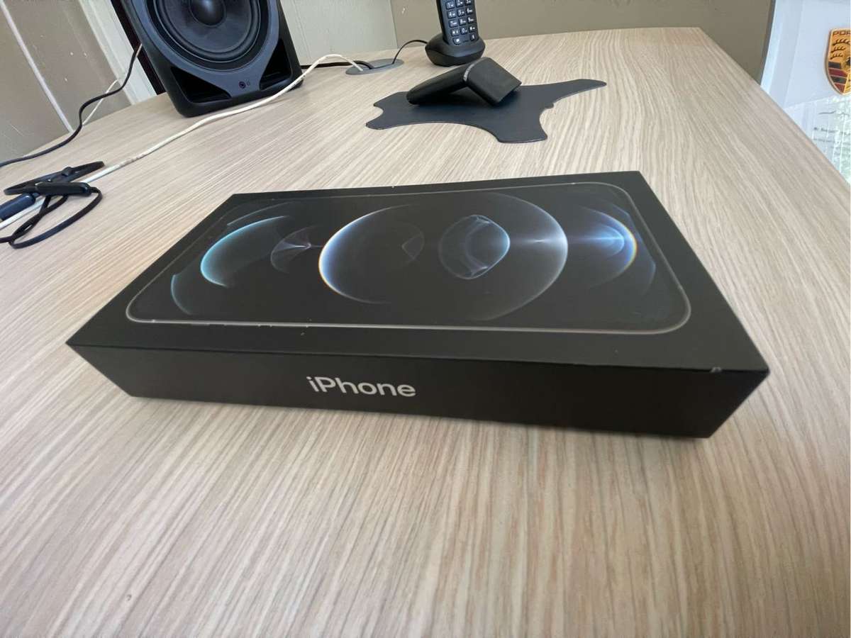 Best condition iPhone 12 Pro Max 256gb