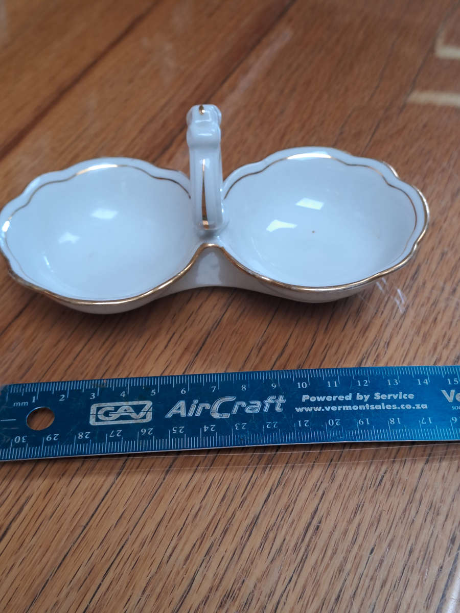 MZ Czecheslovakian trinket dish