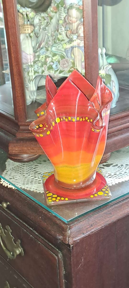 Original John Ross Knysna kiln fired and hand painted handkerchief glass vase