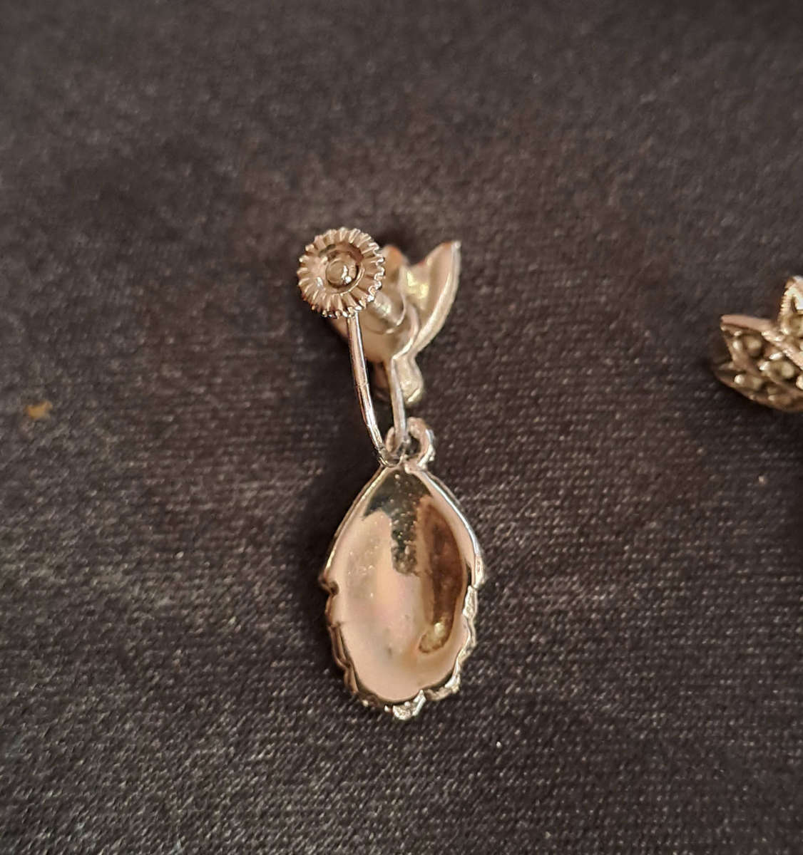 Beautiful vintage marcasite earnings