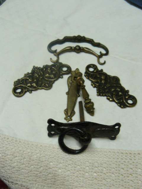 VARIOUS VINTAGE BRASS DOOR DRAW  HANDLES