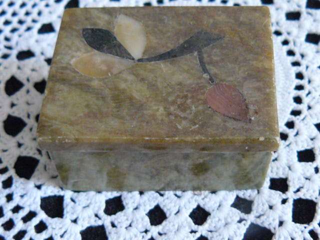 ONYX STONE TRINKET BOX