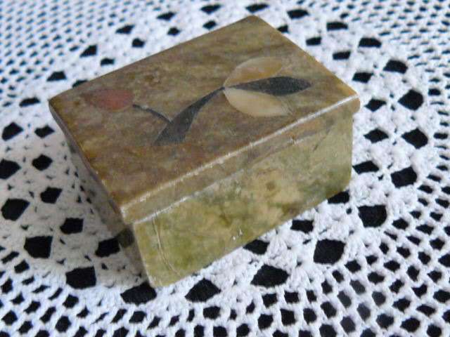 ONYX STONE TRINKET BOX