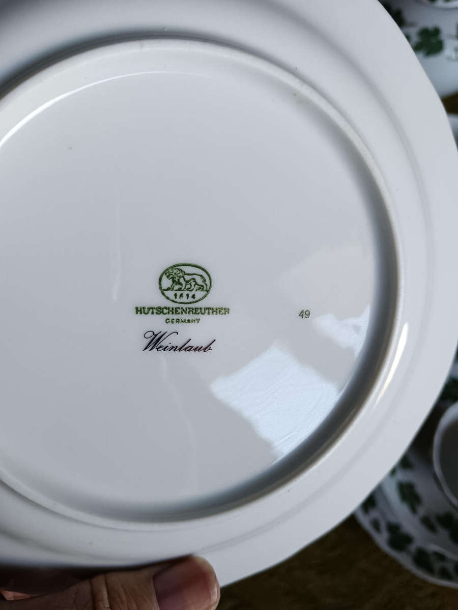 Hutschenreuther "Weinlaub" Maria Coffee/Tea Service for 6 made in Germany