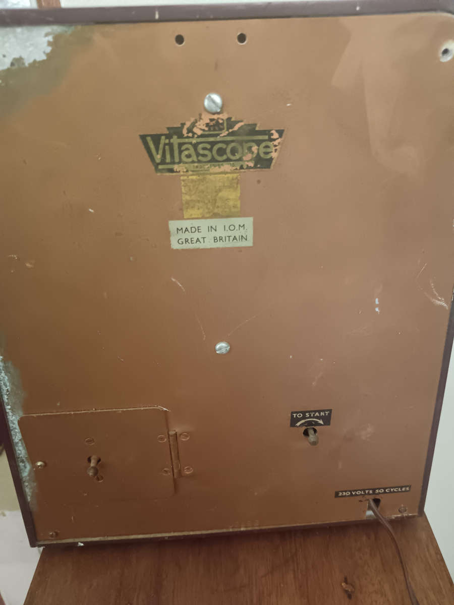 Art Deco Vitascope Clock - Untested