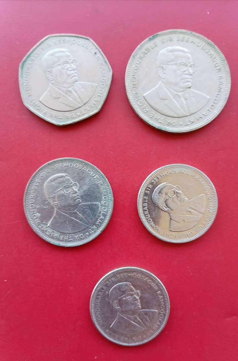MAURITIUS X5 COINS