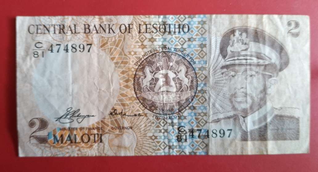 LESOTHO BANK NOTE 2 MALOTI -SEE SCANS