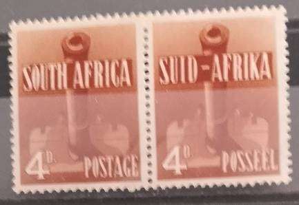 UNION LARGE WAR EFFORT 1 1/2d SACC #91 MINT HINGED  1941-42
