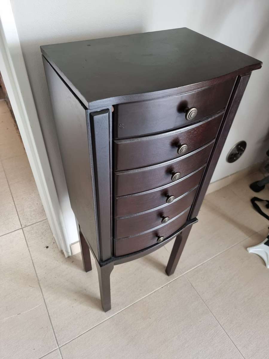 Beautiful Mahogany Drawer Jewelry Stand/ Cabinet ( 97 x 37 x 30 cm )
