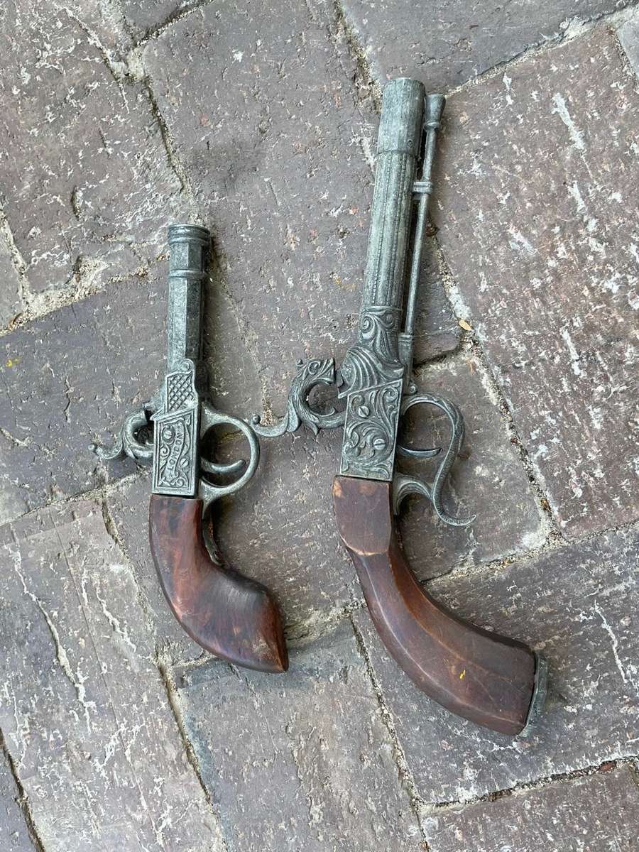 Pair of Flintlock Display Pistols