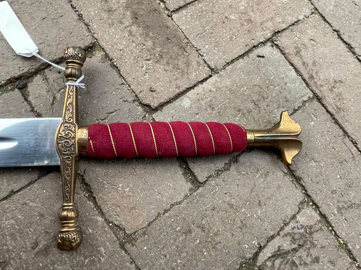Huge Sword made in Spain ( 120cm)