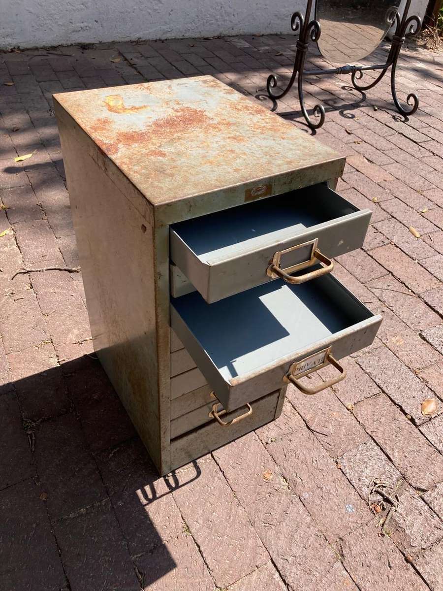 Vintage Metal Filing Cabinet ( 62 x 38 x 30 cm )